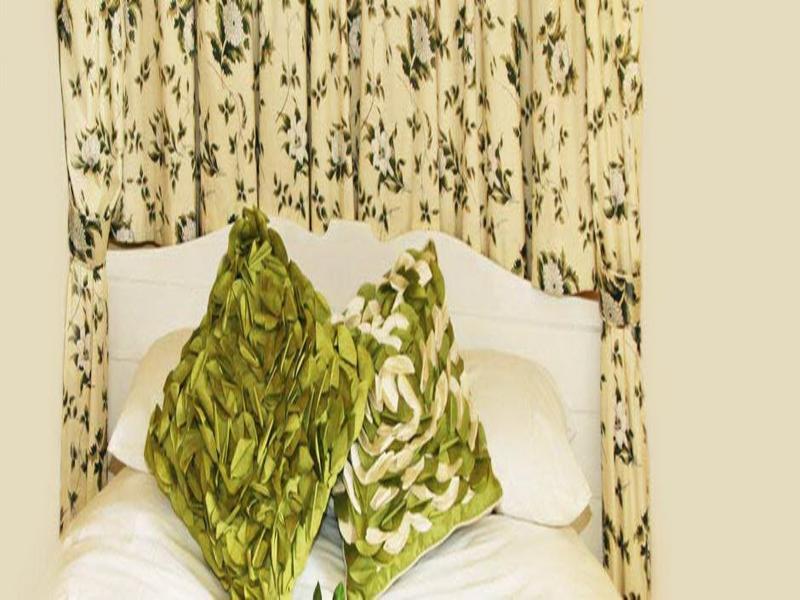 Findon Manor Hotel Экстерьер фото