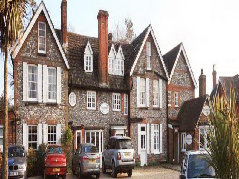 Findon Manor Hotel Экстерьер фото
