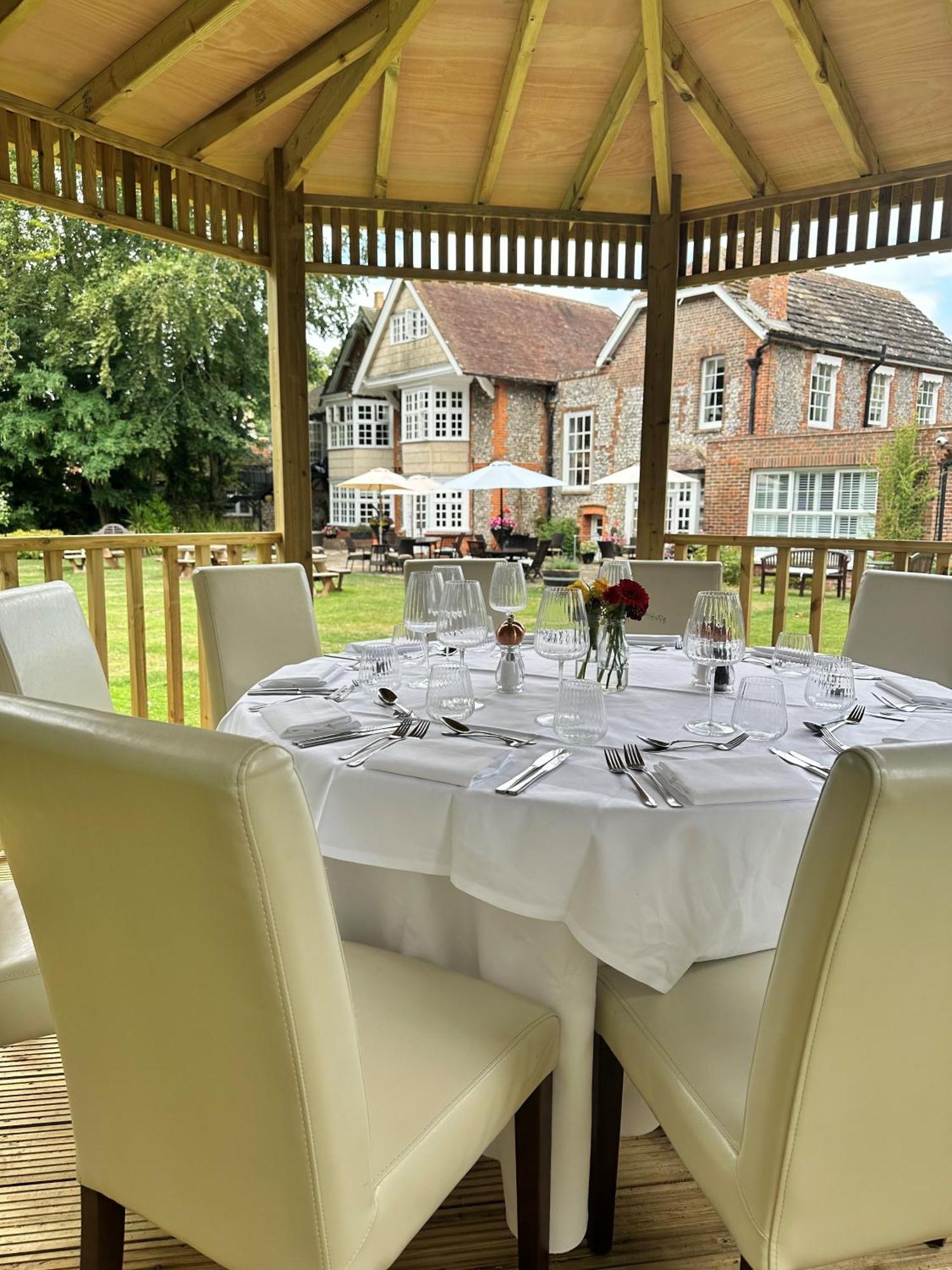 Findon Manor Hotel Экстерьер фото